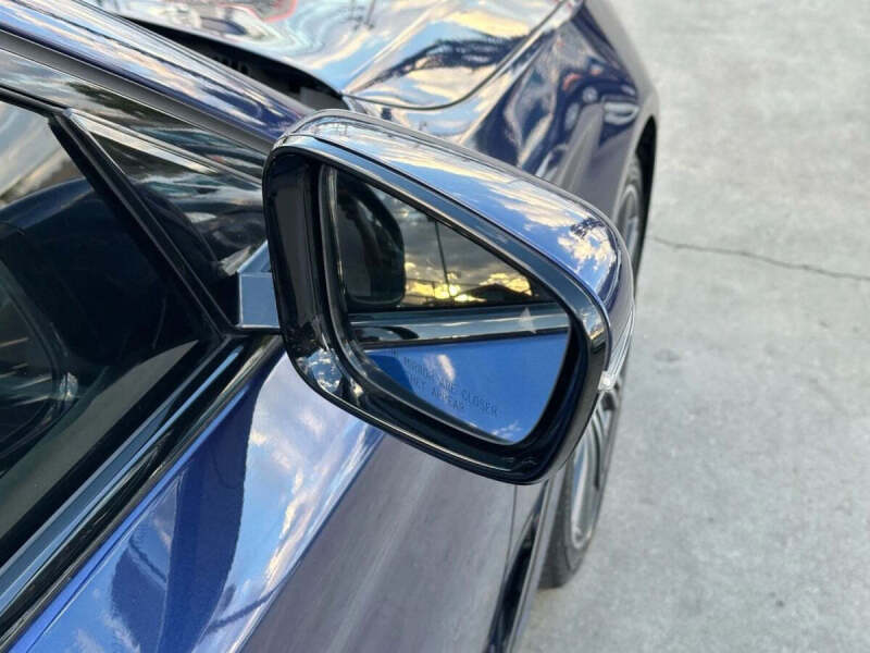 2019 BMW 5 Series 540i