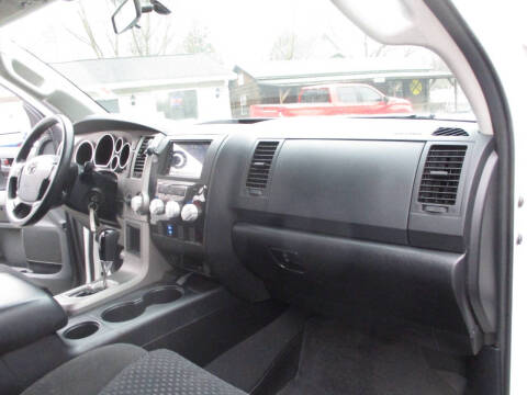 2011 Toyota Tundra Grade