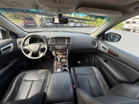 2014 Nissan Pathfinder Platinum