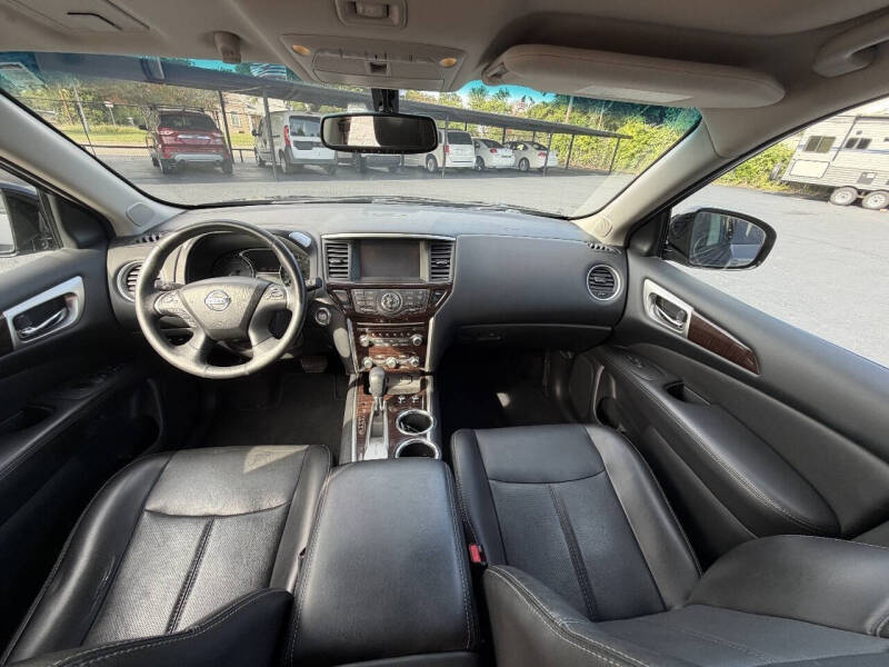 2014 Nissan Pathfinder Platinum