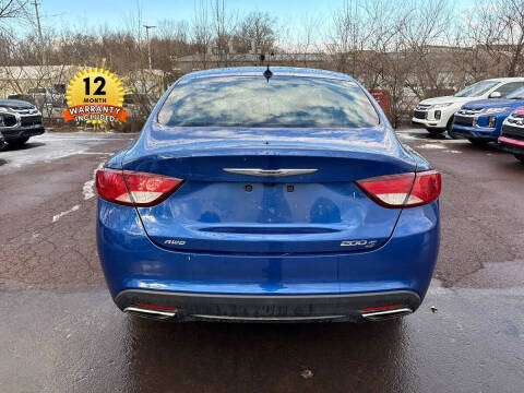 2016 Chrysler 200 S
