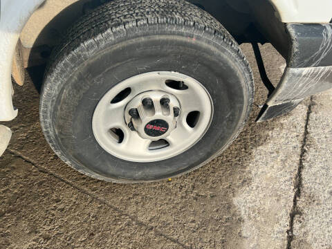 2024 GMC Savana 2500