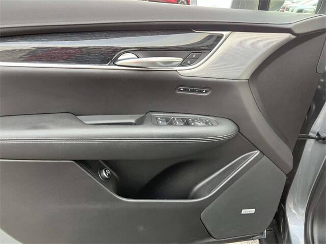 2020 Cadillac XT5 Premium Luxury