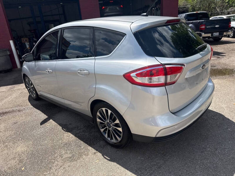 2017 Ford C-MAX Hybrid Titanium