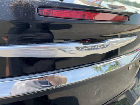 2011 Chrysler 200 S