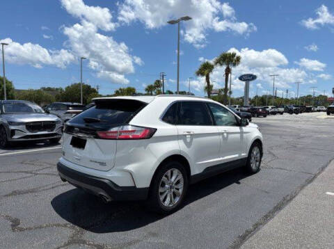 2020 Ford Edge Titanium