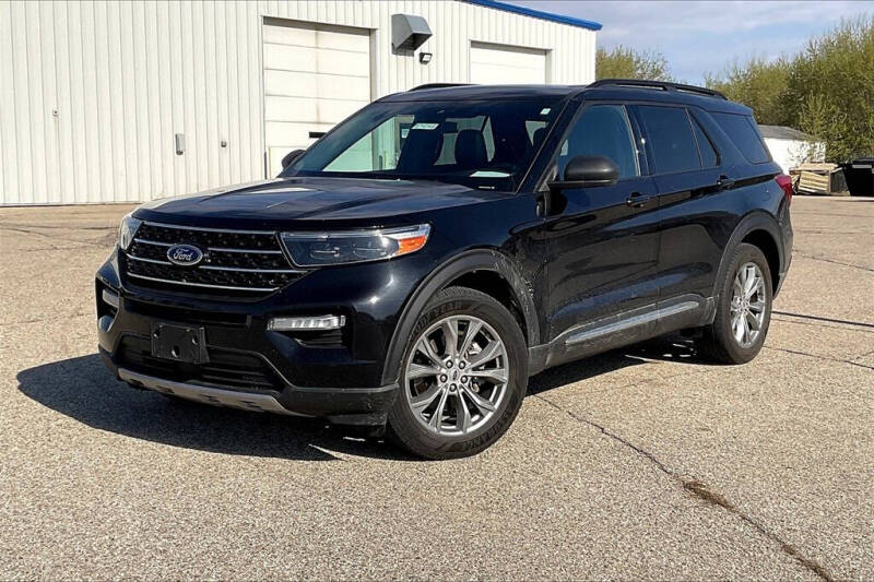 Used 2020 Ford Explorer XLT with VIN 1FMSK8DH7LGA39810 for sale in Montevideo, Minnesota