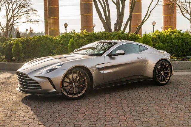 2025 Aston Martin Vantage