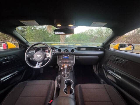 2017 Ford Mustang V6