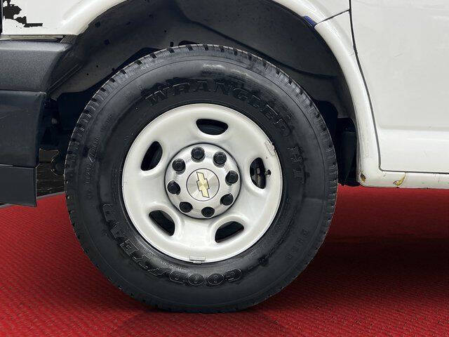 2021 Chevrolet Express 2500