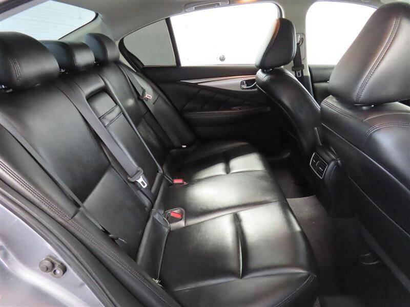 2021 Infiniti Q50 Luxe