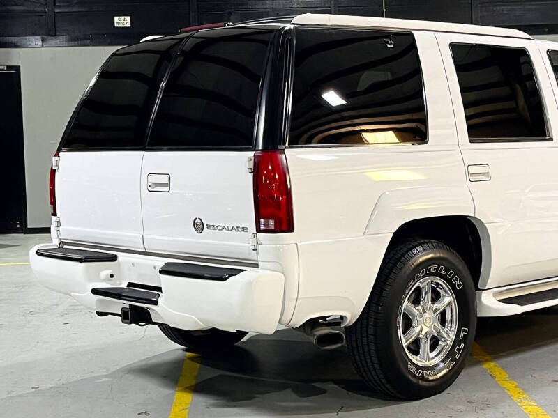 2000 Cadillac Escalade
