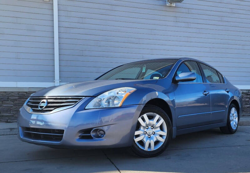 2011 Nissan Altima for sale at Limitless Auto LLC in Chantilly VA