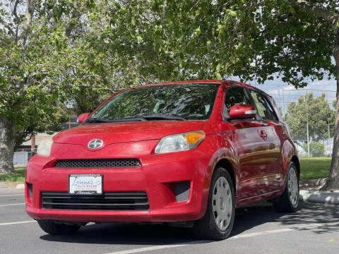 2013 Scion xD