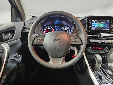 2024 Mitsubishi Eclipse Cross ES