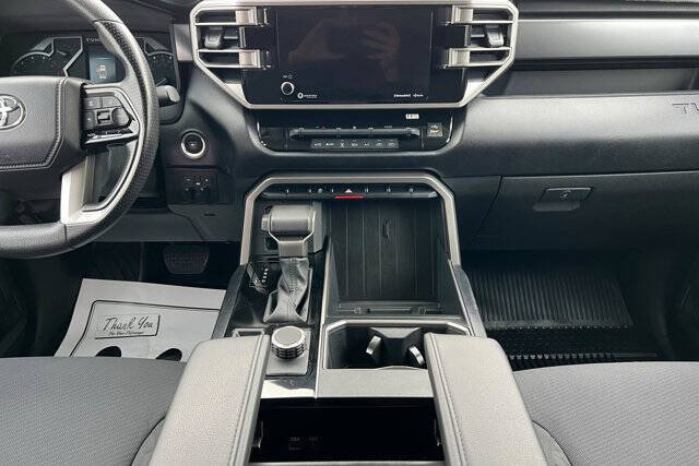 2022 Toyota Tundra SR5