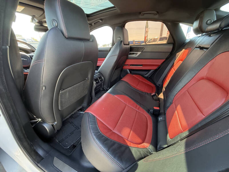 2016 Jaguar XF R-Sport