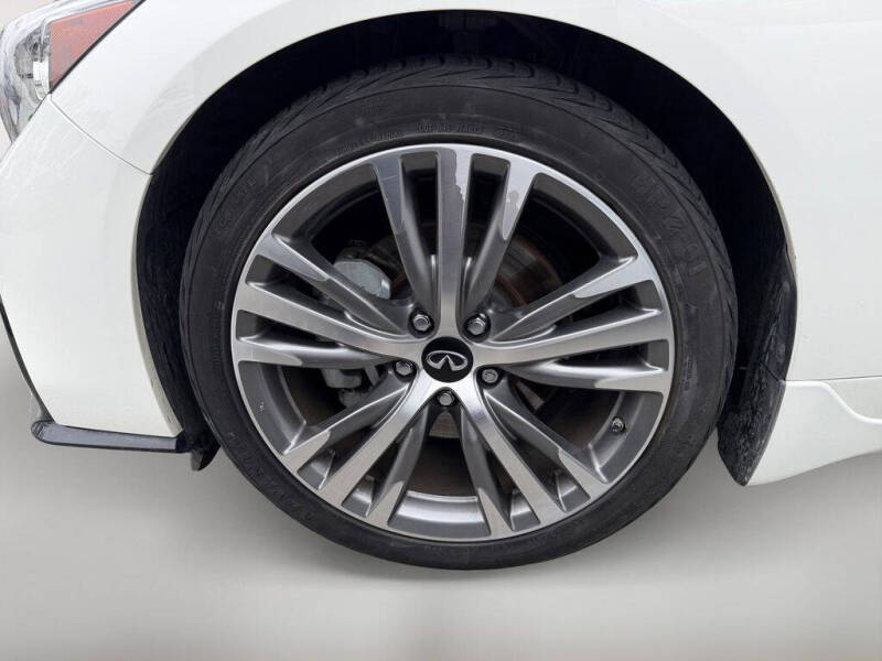 2023 Infiniti Q50 Sensory