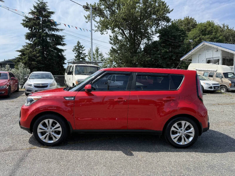 2016 Kia Soul +