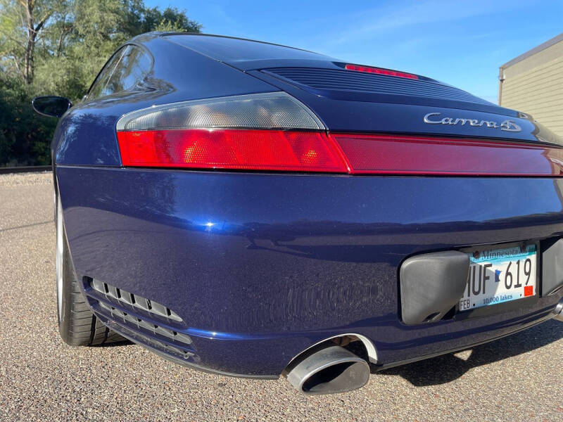 2004 Porsche 911 Carrera 4S