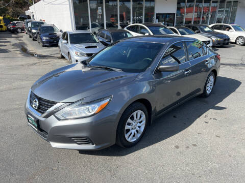2017 Nissan Altima for sale at APX Auto Brokers in Edmonds WA