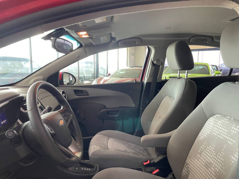 2020 Chevrolet Sonic LS