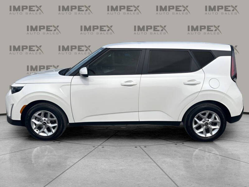 2024 Kia Soul LX