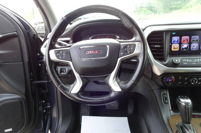 2018 GMC Acadia SLE-2