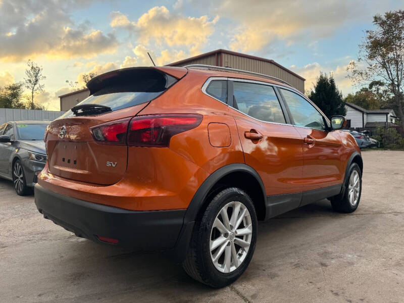 2017 Nissan Rogue Sport SV