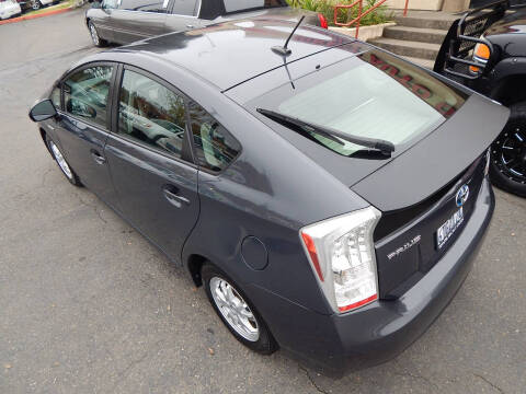 2011 Toyota Prius Three