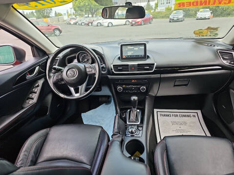 2015 Mazda MAZDA3 i Grand Touring