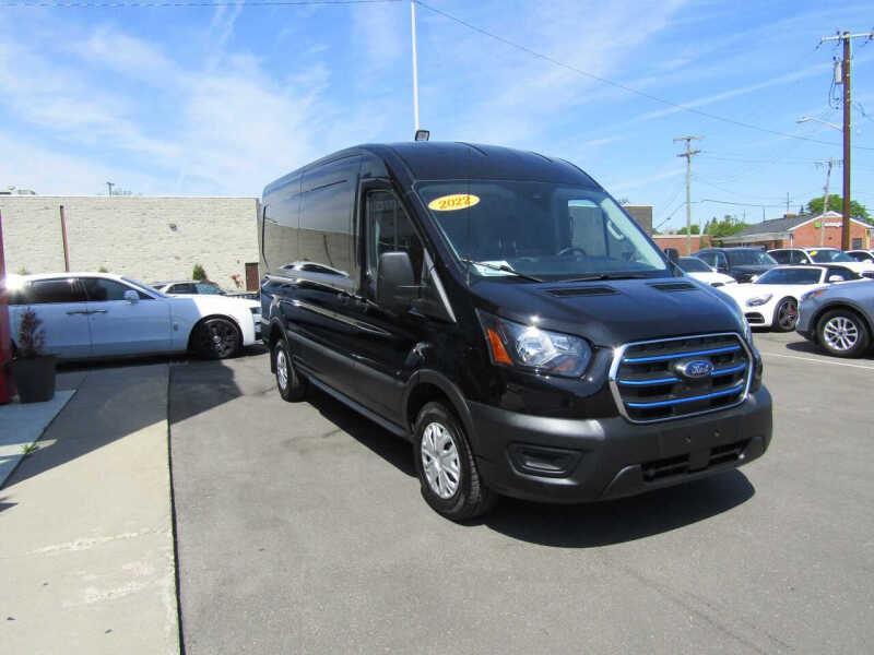 2022 Ford E-Transit