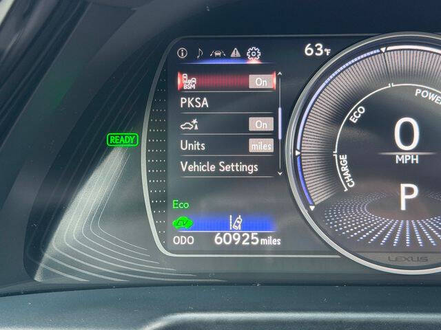 2022 Lexus ES 300h