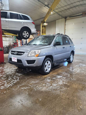 2010 Kia Sportage for sale at WESTSIDE GARAGE LLC in Keokuk IA