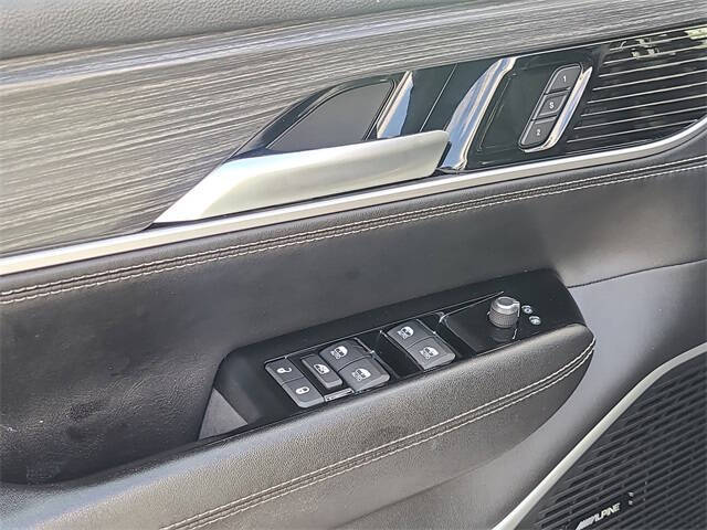 2023 Jeep Wagoneer Series III