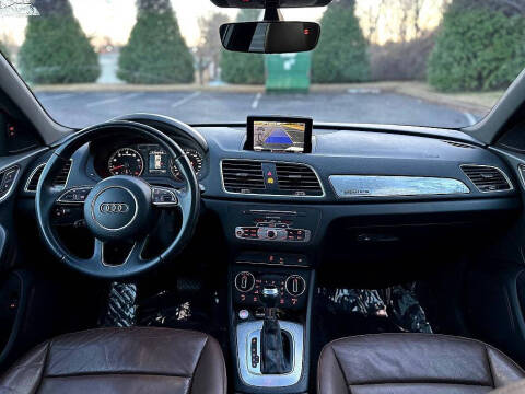 2017 Audi Q3 2.0T quattro Premium Plus