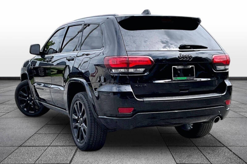 2020 Jeep Grand Cherokee Altitude