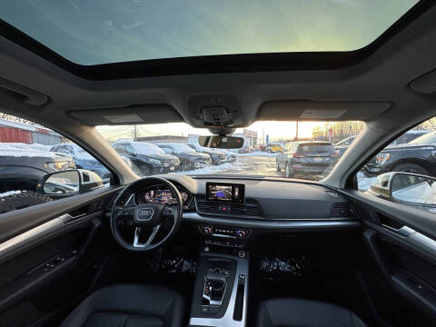 2018 Audi Q5 2.0T quattro Premium Plus