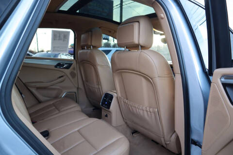 2016 Porsche Macan S