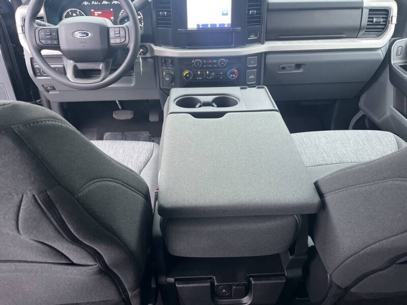 2026 Ford F-350 Super Duty XLT