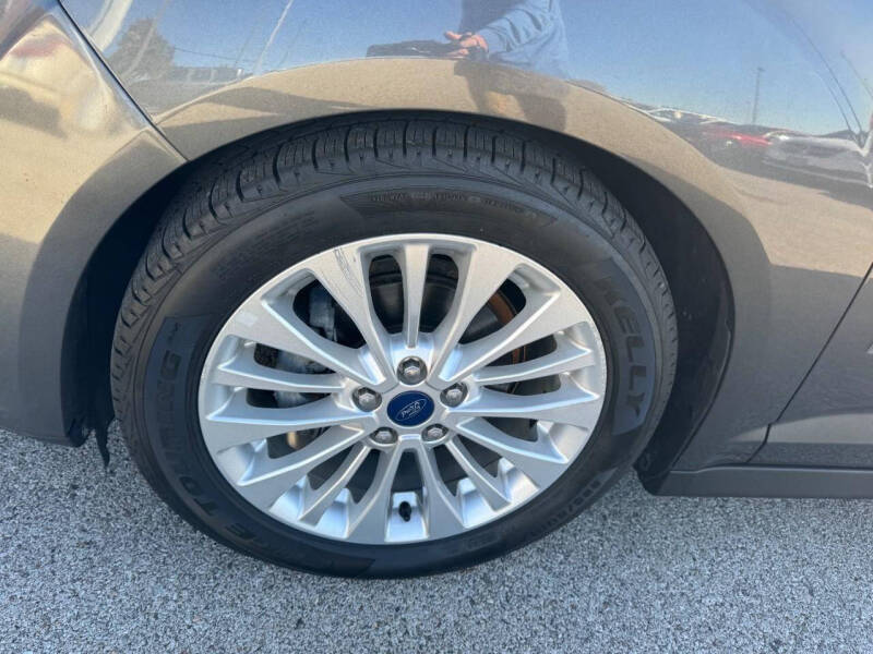 2017 Ford C-MAX Hybrid SE