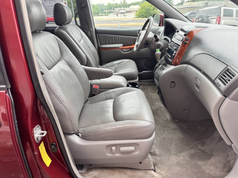 2008 Toyota Sienna XLE