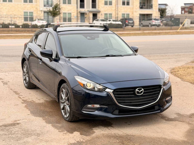 2018 Mazda MAZDA3 Touring