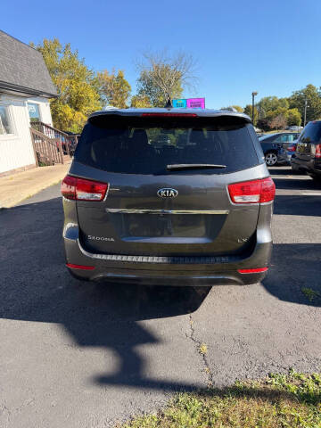 2017 Kia Sedona LX
