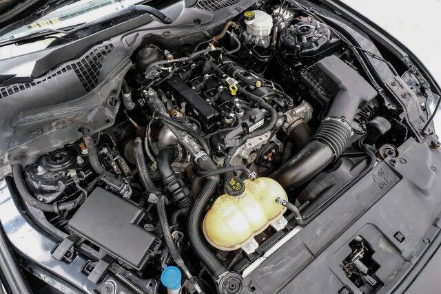 2021 Ford Mustang EcoBoost