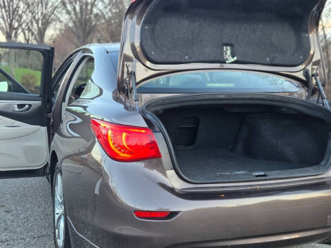 2014 Infiniti Q50 Premium