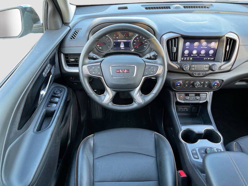 2024 GMC Terrain AT4
