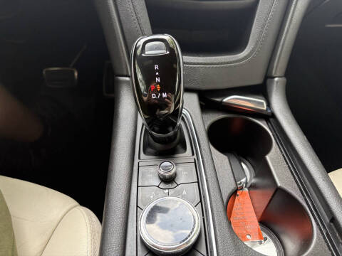 2020 Cadillac XT5 Sport