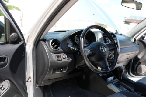2005 Toyota RAV4