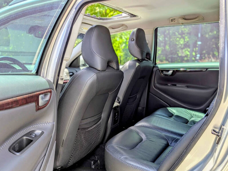 2007 Volvo XC70